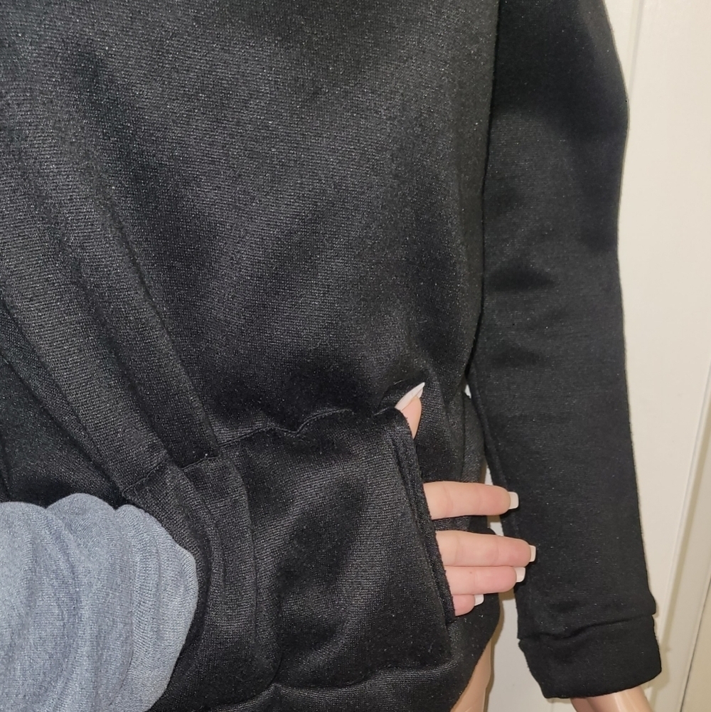 UNIQUE WOMENS HOODIE Lightweight Black with Silver Hood Interior Medium EUC - Picture 3 of 5